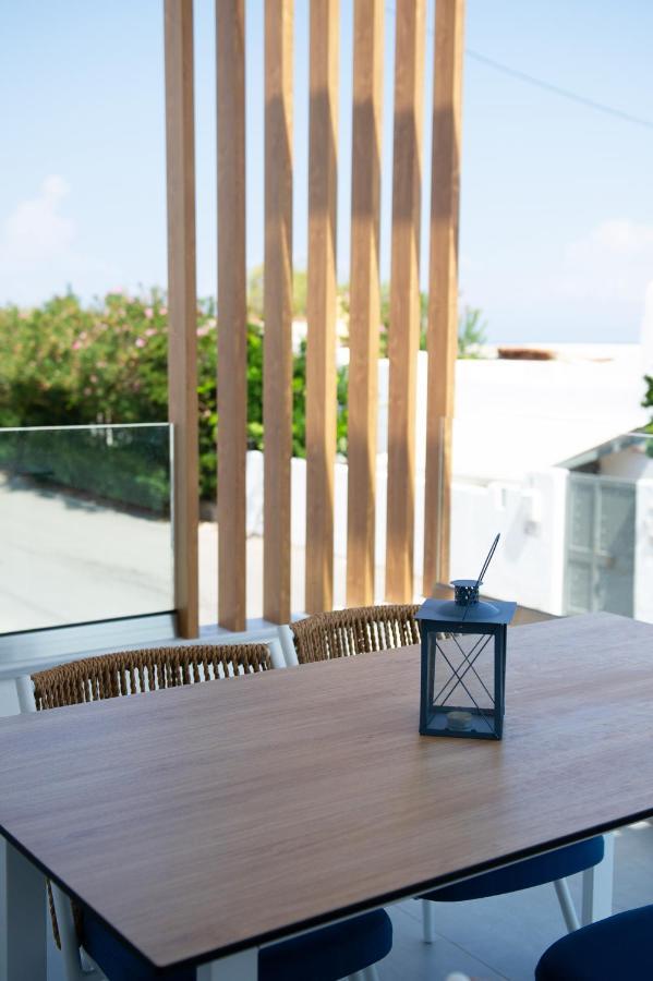 La Mer Bleue Beachfront Boutique Apartments Vrahati Extérieur photo